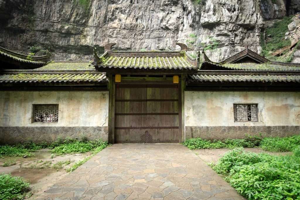 UNWTO’s World’s Best Tourism Villages - A traditional building in Wulong district, Chongqin