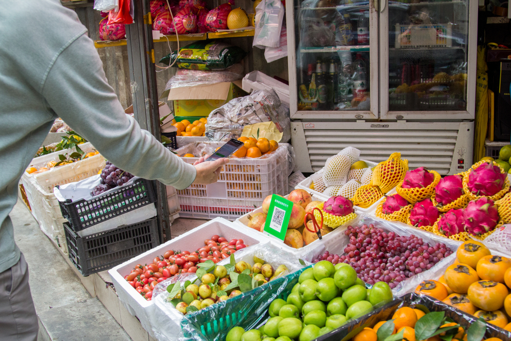 Using Alipay for payments is simple as launching the app, scanning a QR code and pressing send. 